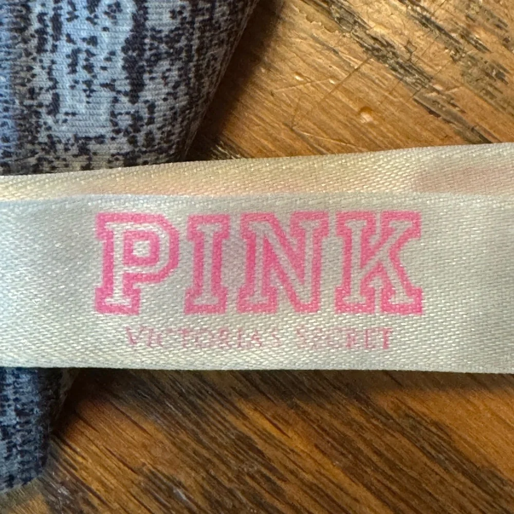 ✨LIKE NEW✨VS PINK BRALETTE - Picture 7 of 9